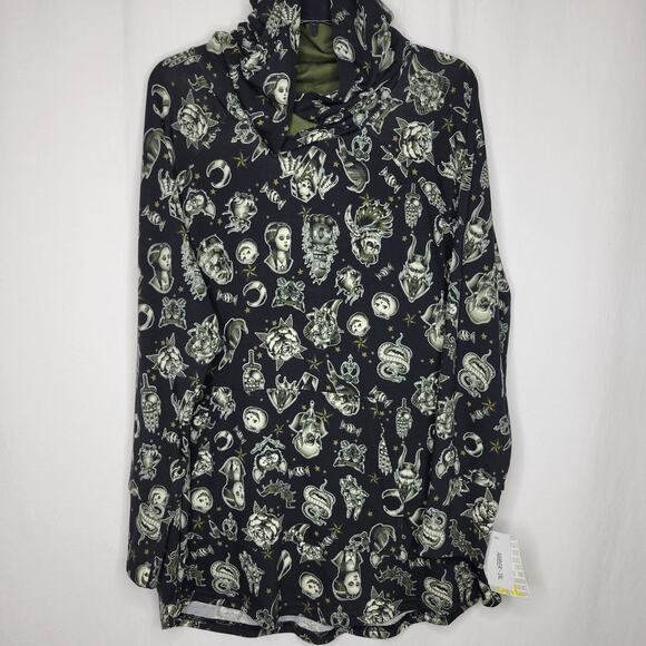 Lularoe Halloween Print Amber Wednesday Vampire Bats Pullover Hoodie NWT 3X - Picture 1 of 11